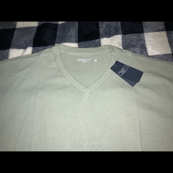 NWT ABERCROMBIE AN FITCH men’s short sleeve green shirt.  Size XXL. - Picture 3 of 3